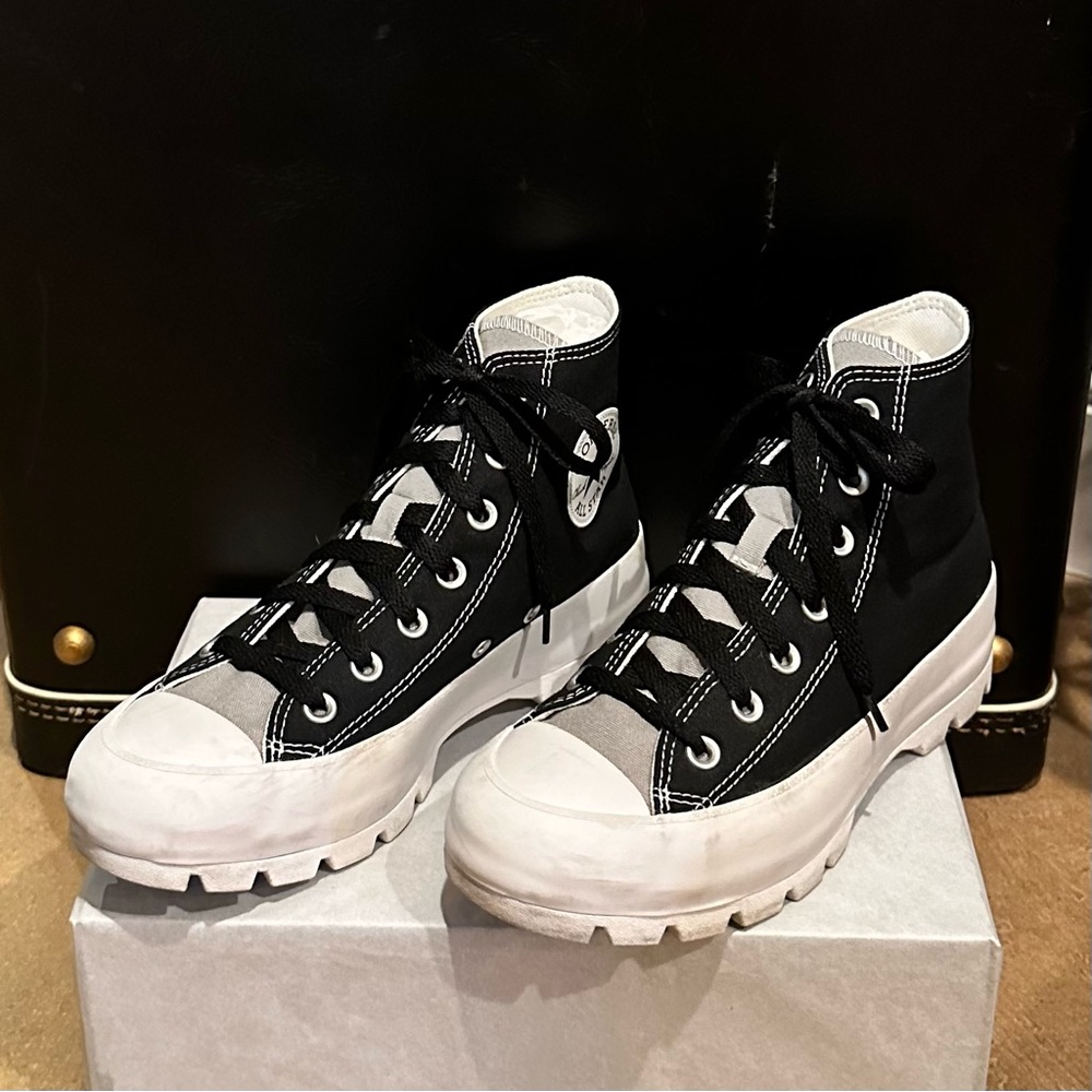 CONVERSE Chuck Taylor All Star Lugged: Size US 7.5